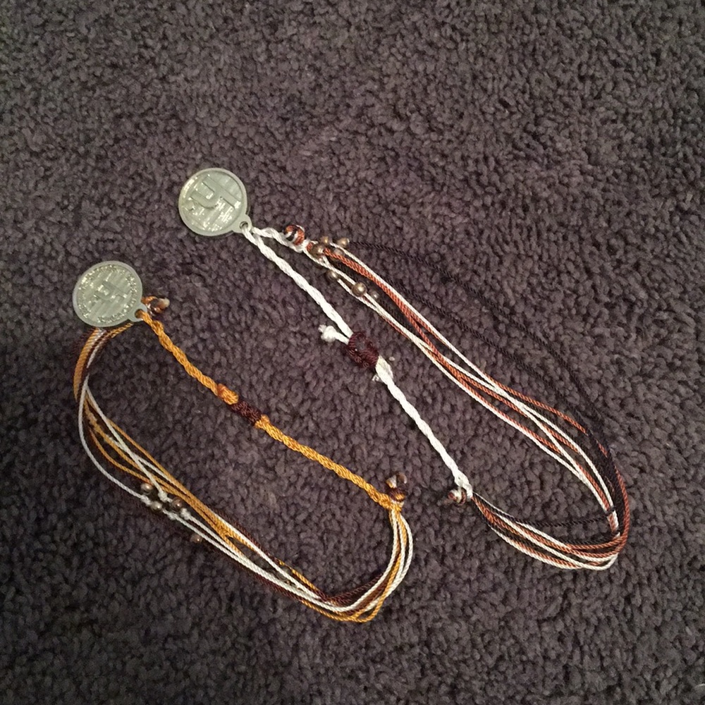 Adjustable pretty bracelets/anklets